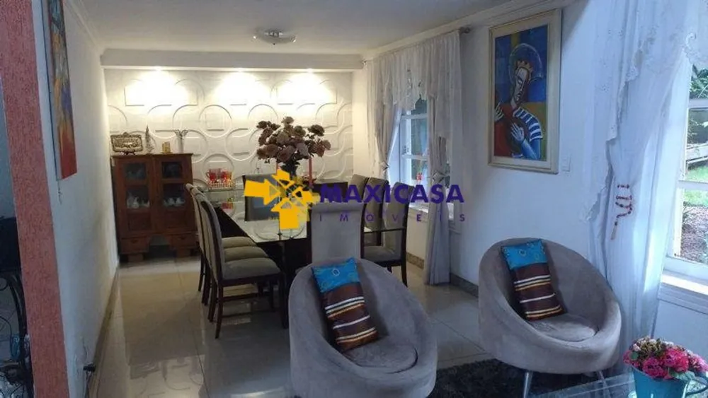Casa, 4 quartos, 210 m² - Foto 8