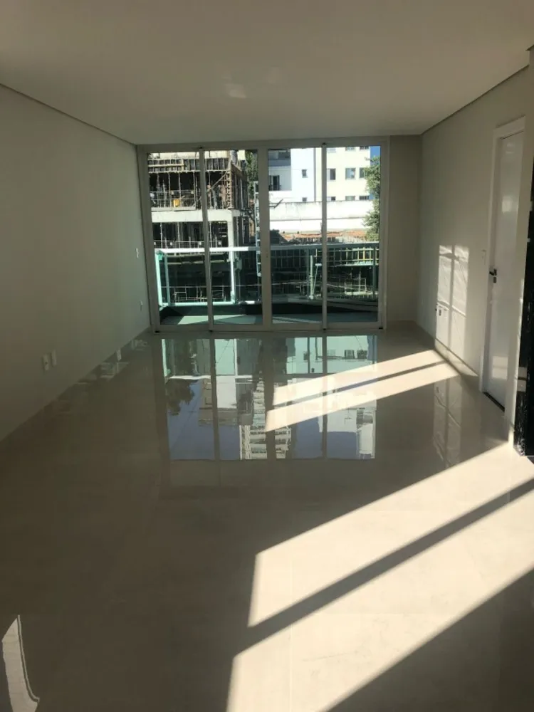 Apartamento, 4 quartos, 146 m² - Foto 2