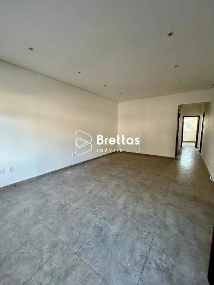Casa, 3 quartos, 127 m² - Foto 2