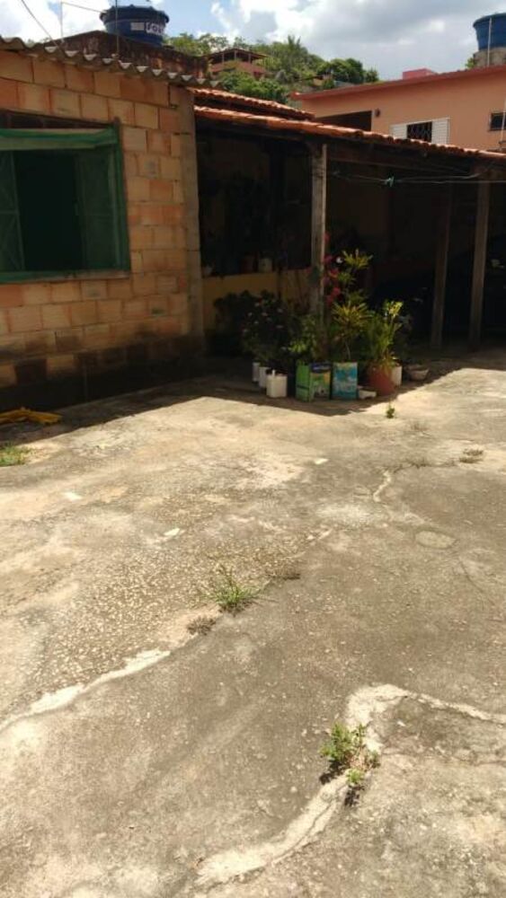 Prédio Inteiro à venda com 3 quartos, 230m² - Foto 2