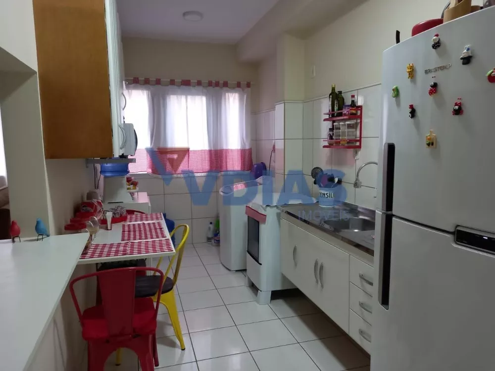 Apartamento à venda com 2 quartos, 62m² - Foto 7