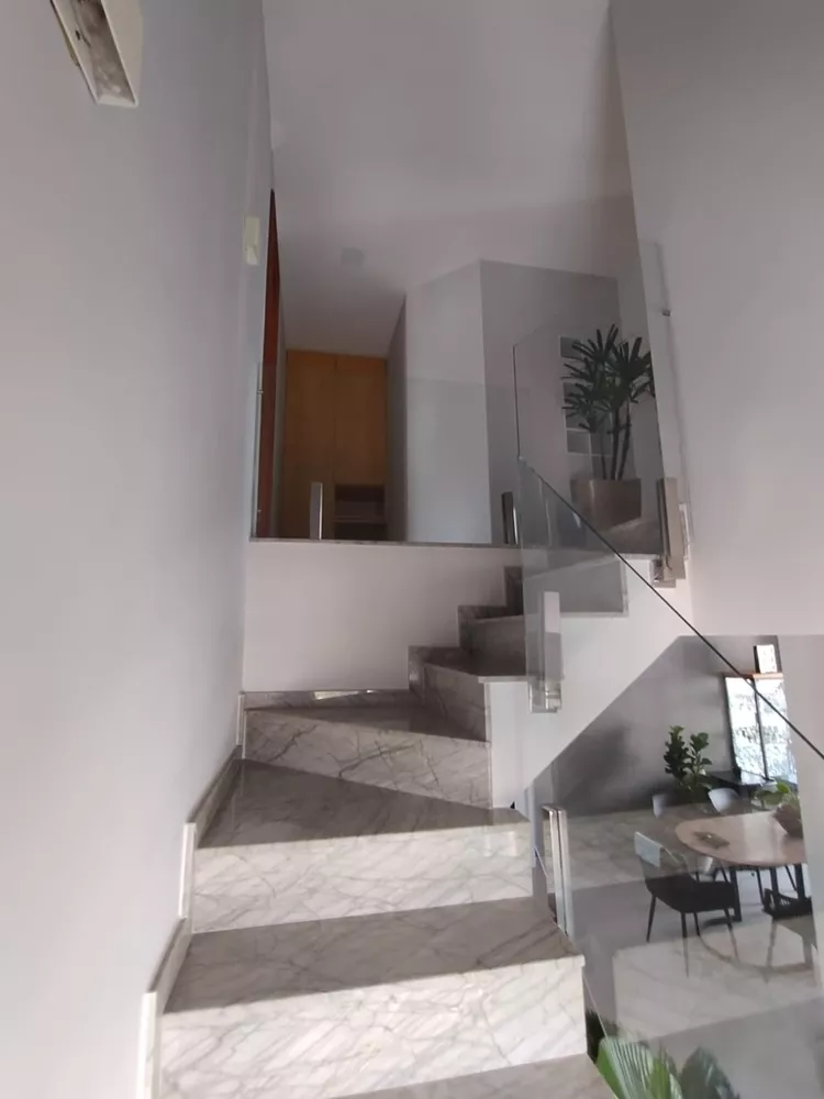 Apartamento à venda com 3 quartos, 155m² - Foto 6