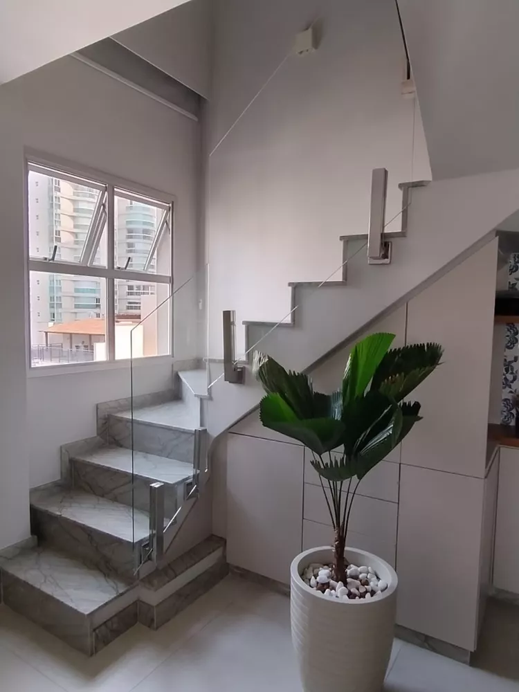 Apartamento à venda com 3 quartos, 155m² - Foto 4