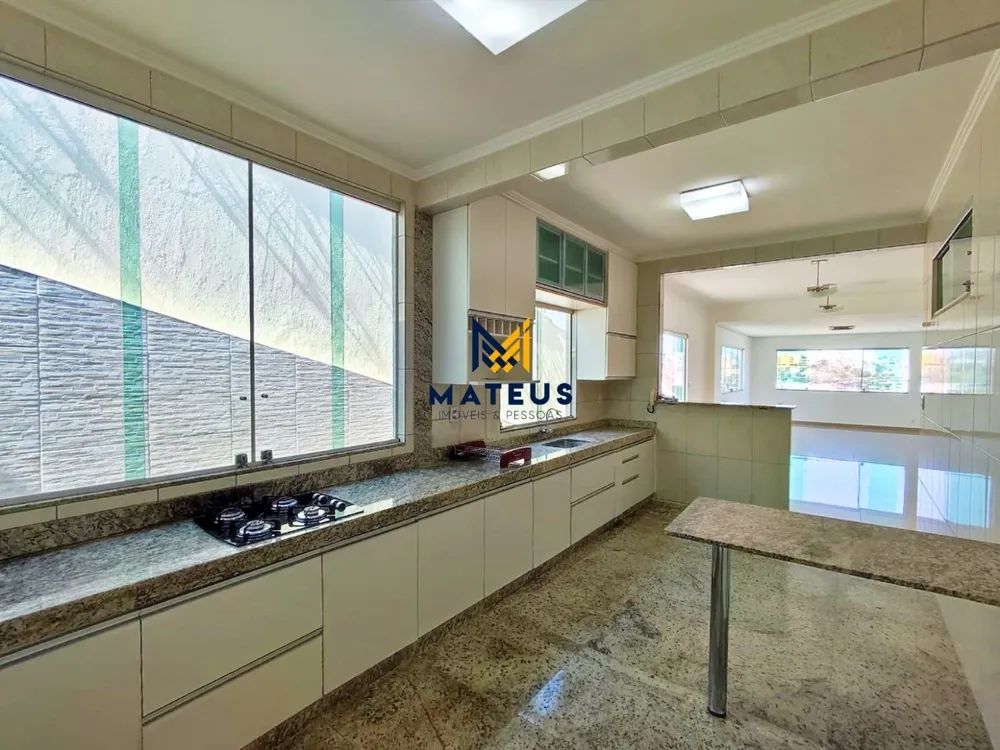 Casa, 4 quartos, 360 m² - Foto 11