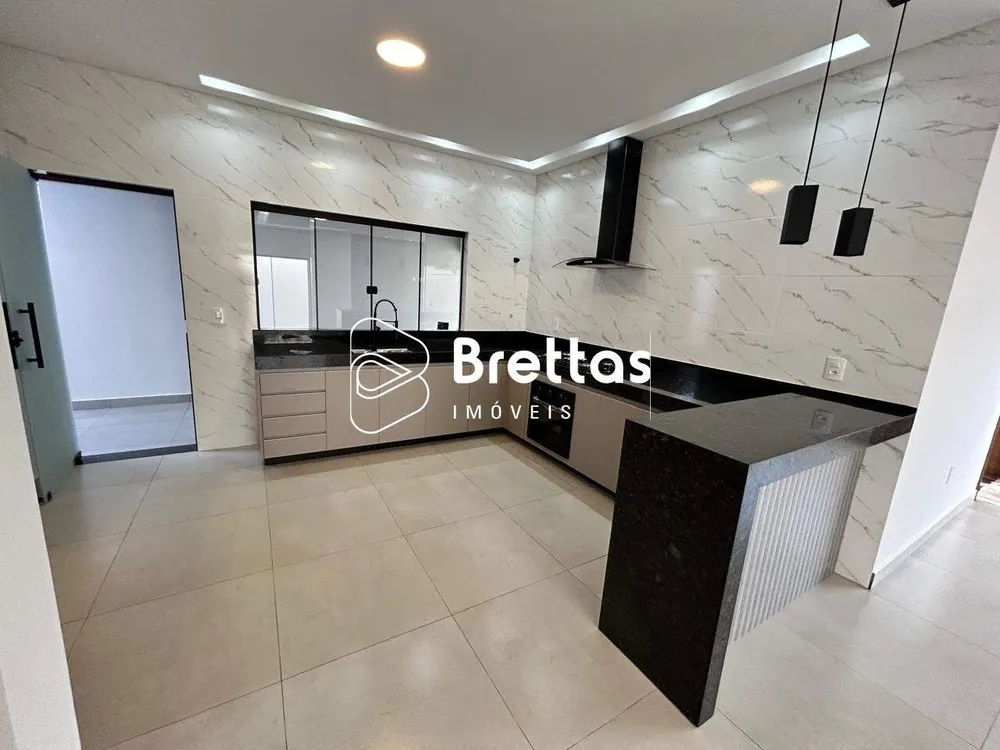 Casa, 3 quartos, 185 m² - Foto 2