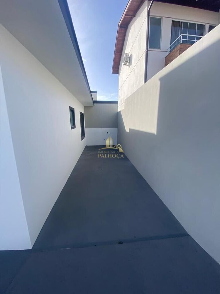 Casa à venda com 3 quartos, 63m² - Foto 9