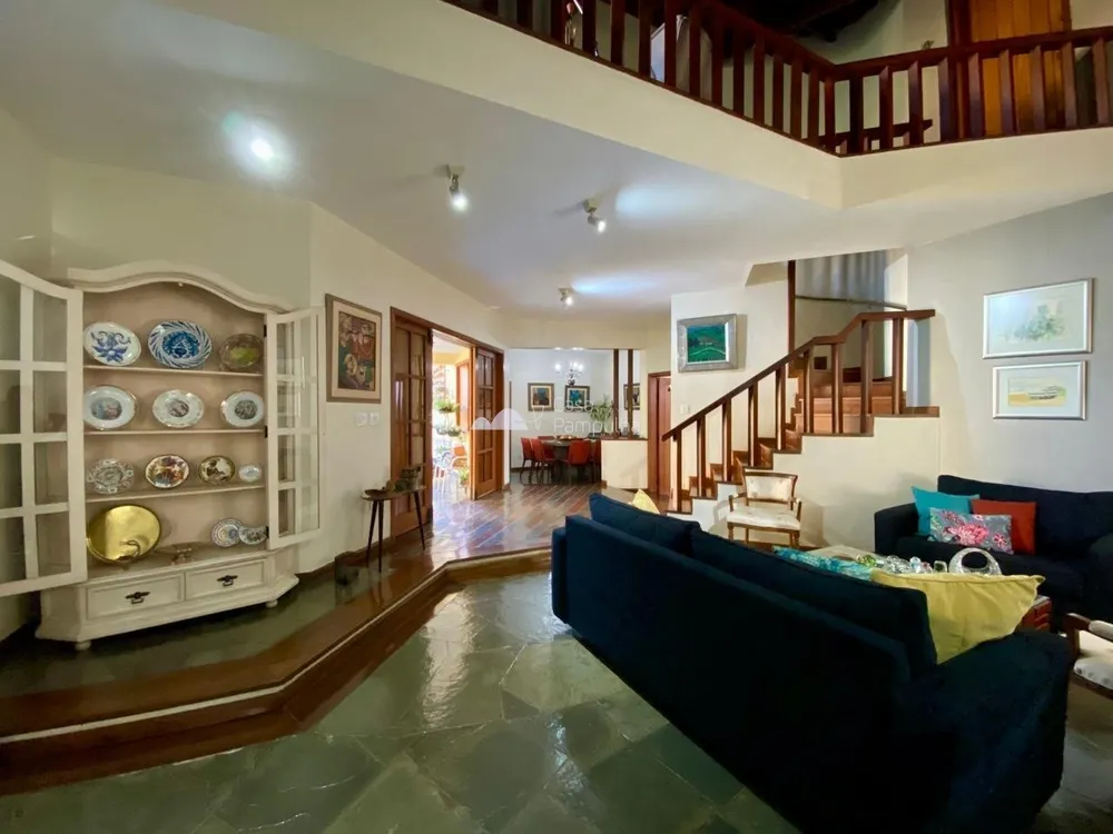 Casa, 4 quartos, 720 m² - Foto 1