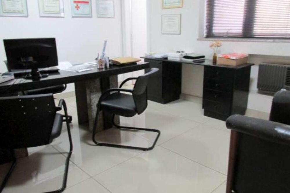 Loja-Salão à venda com 1 quarto, 220m² - Foto 1