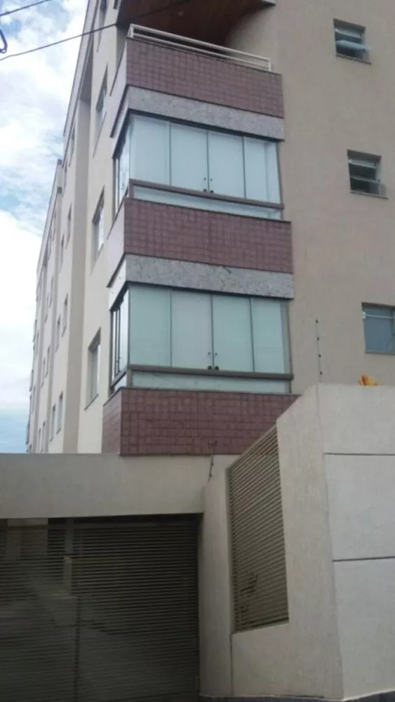 Apartamento à venda com 3 quartos, 85m² - Foto 1