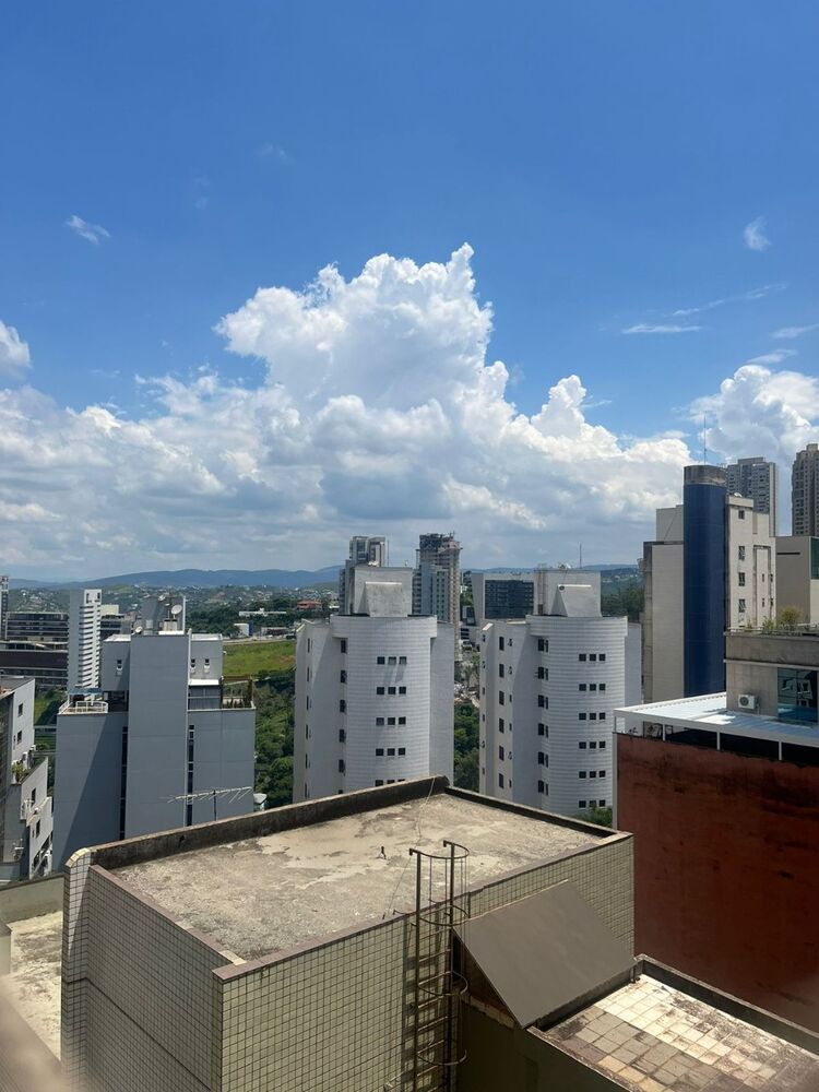 Apartamento à venda com 2 quartos, 72m² - Foto 8