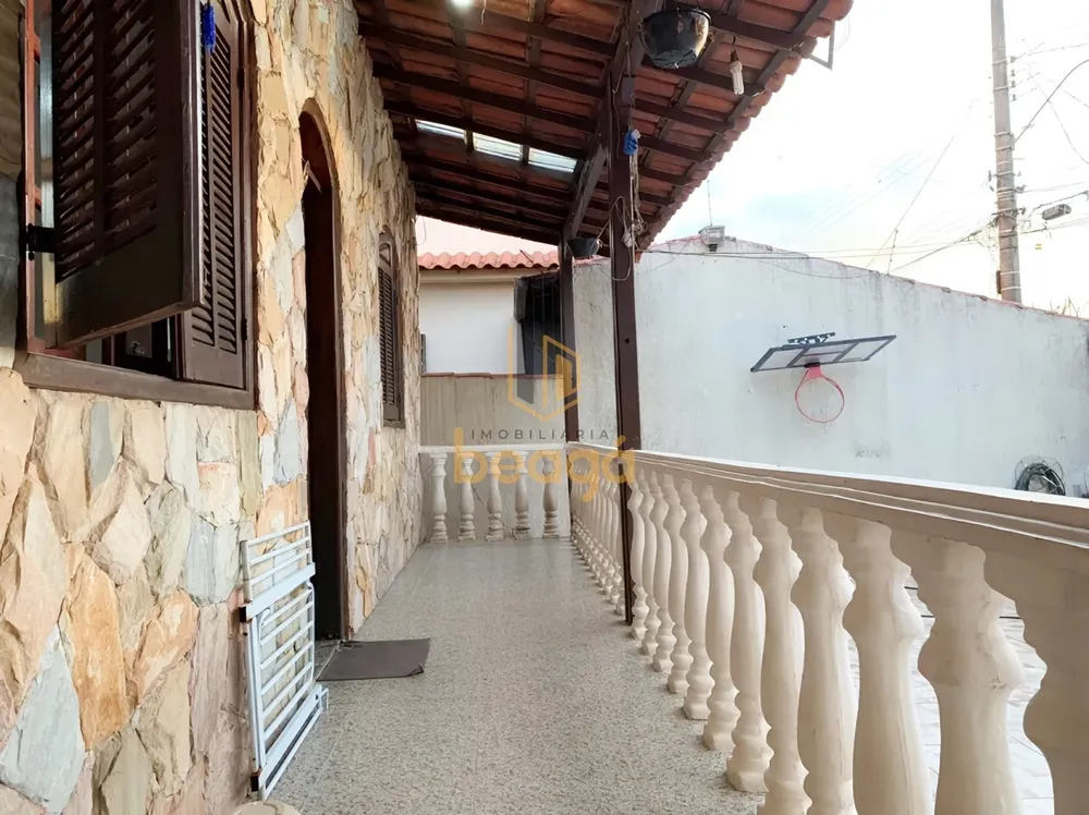 Casa, 3 quartos, 349 m² - Foto 2