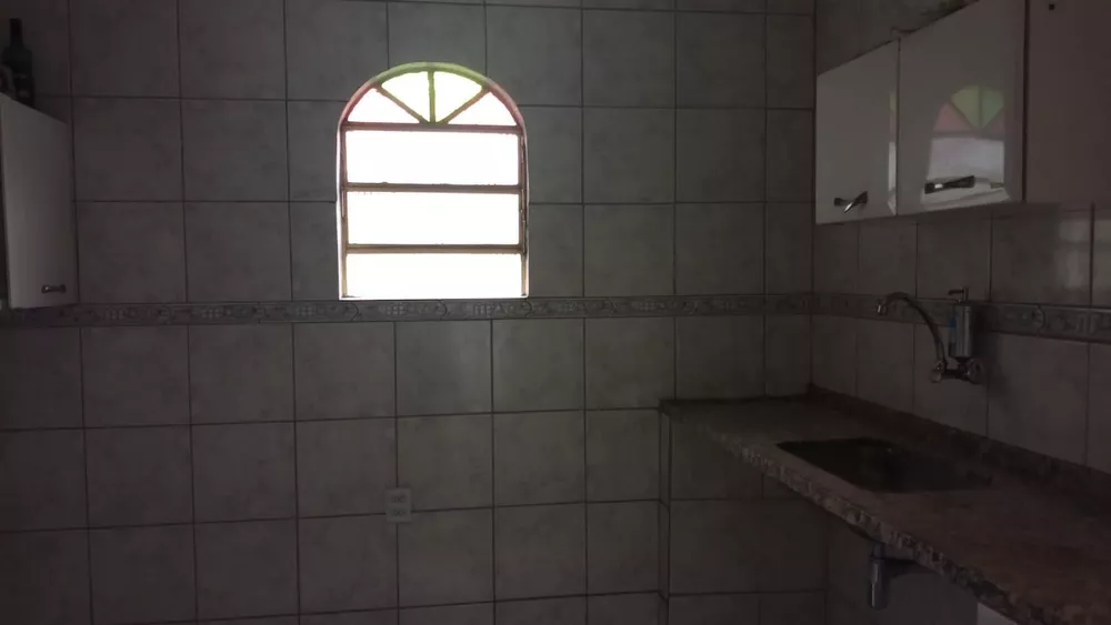 Casa à venda com 5 quartos, 100m² - Foto 15