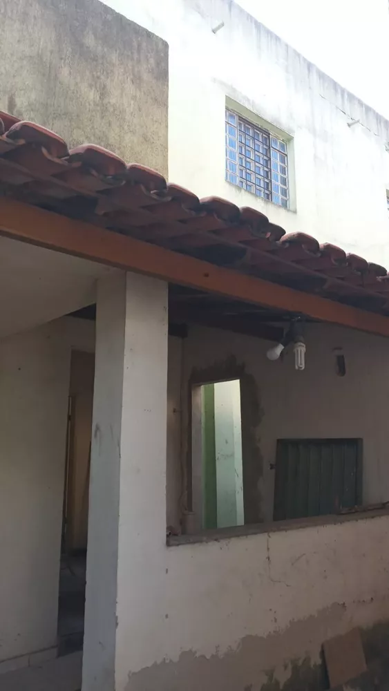 Casa à venda com 5 quartos, 100m² - Foto 5