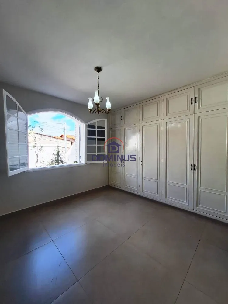 Casa, 4 quartos, 275 m² - Foto 4