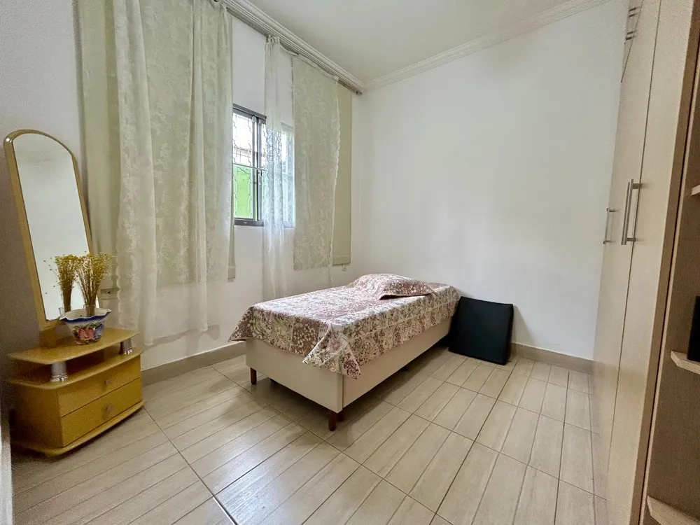 Casa, 3 quartos, 240 m² - Foto 6