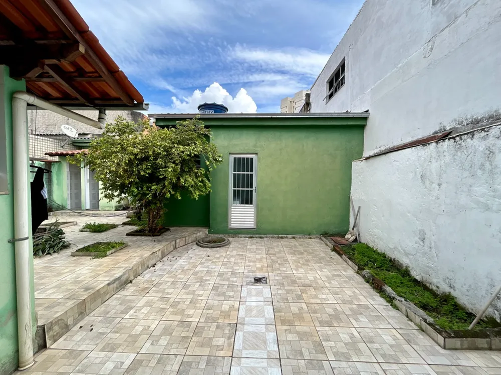 Casa, 3 quartos, 240 m² - Foto 13