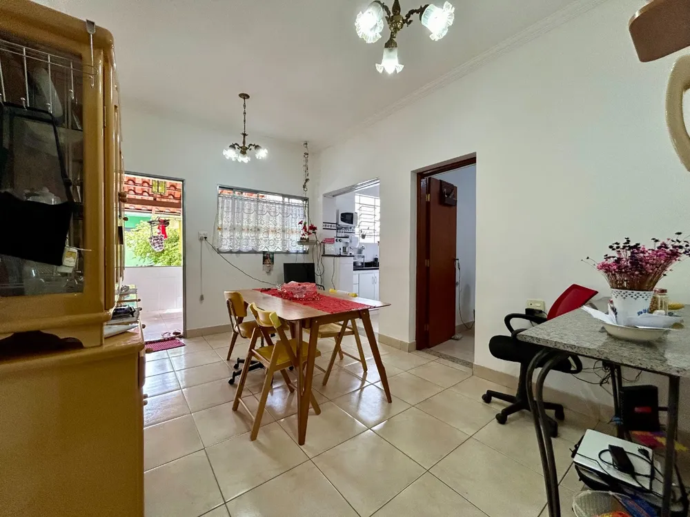 Casa, 3 quartos, 240 m² - Foto 2