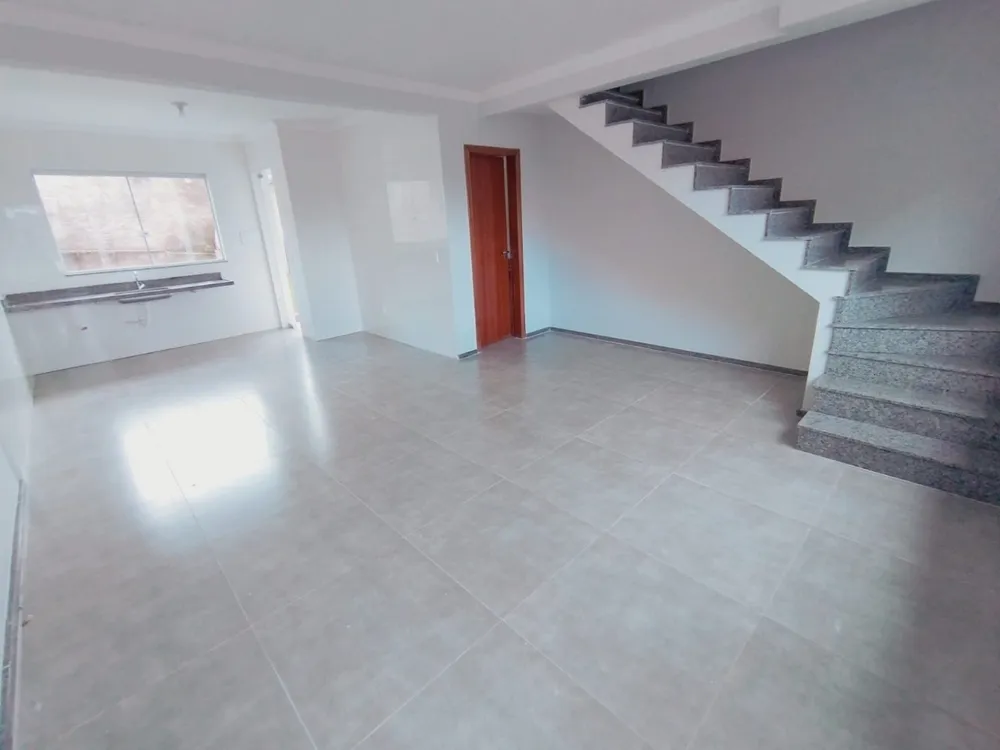 Casa, 3 quartos, 90 m² - Foto 1