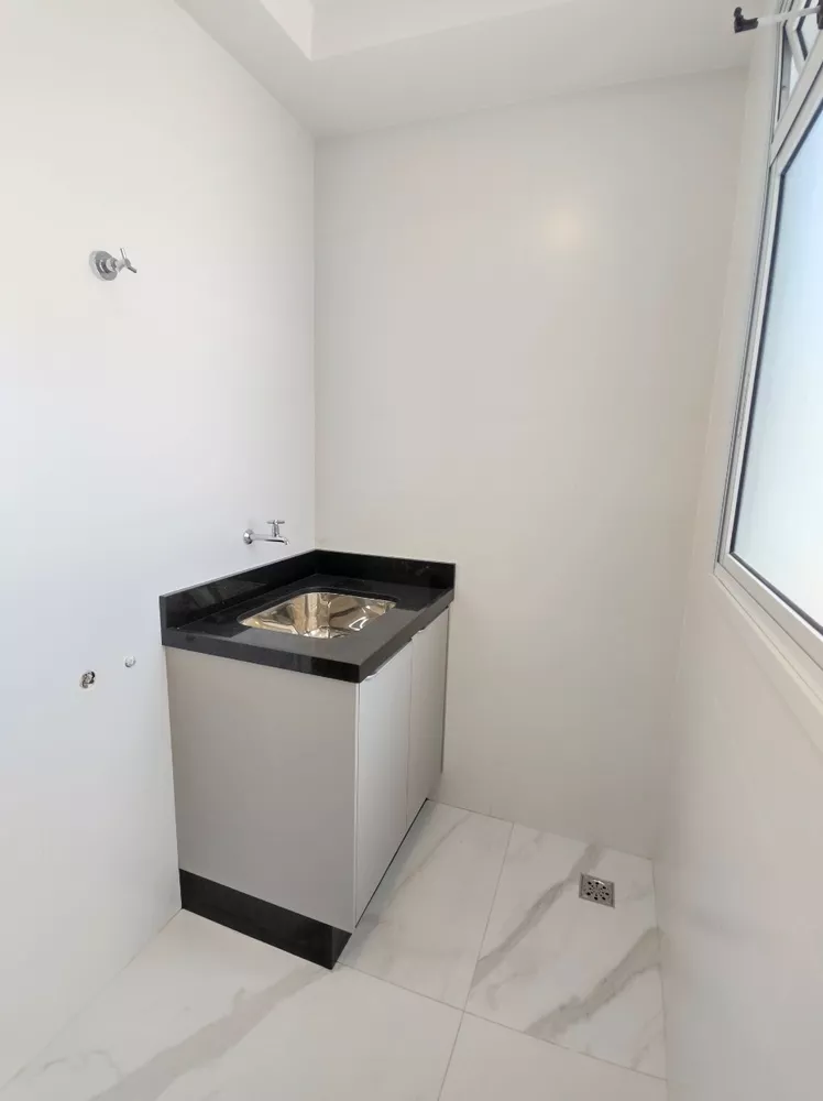 Apartamento à venda com 3 quartos, 96m² - Foto 8