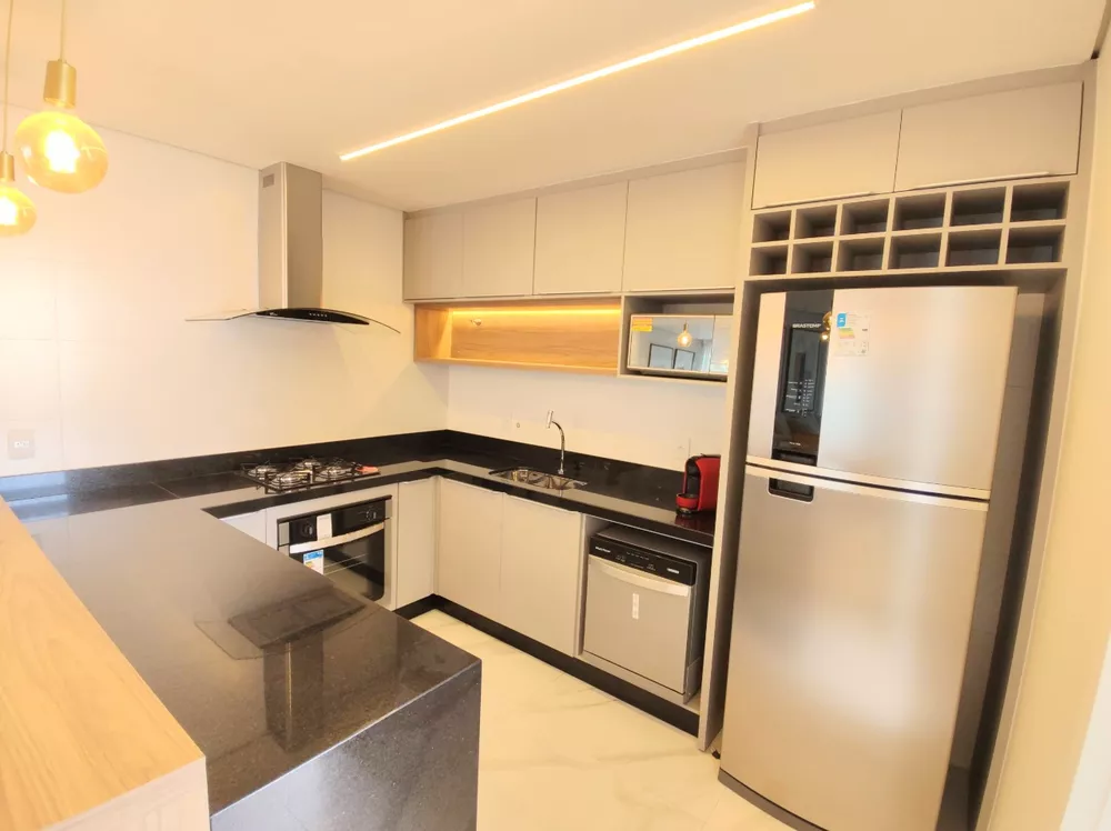 Apartamento à venda com 3 quartos, 96m² - Foto 3