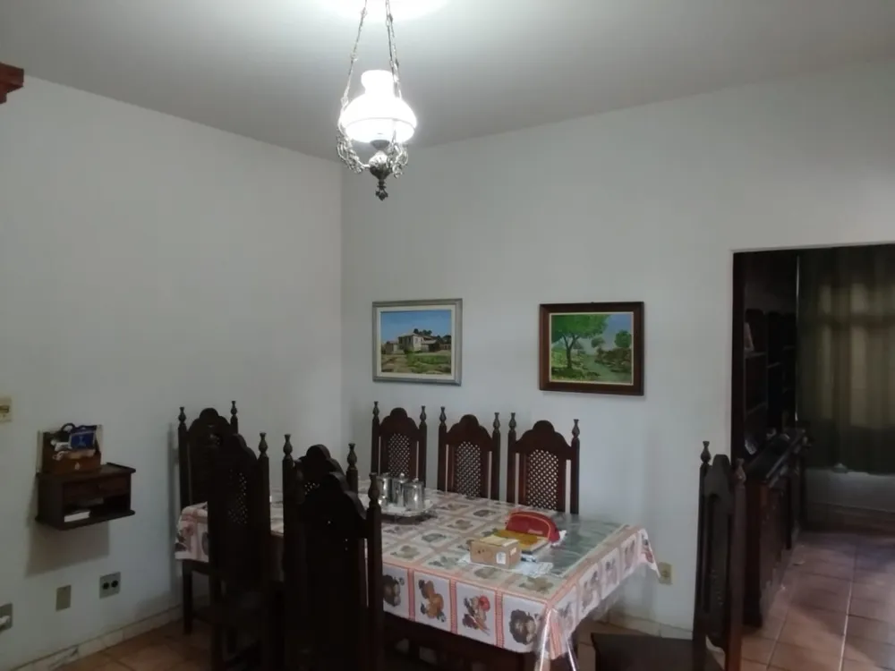 Casa, 4 quartos, 240 m² - Foto 11
