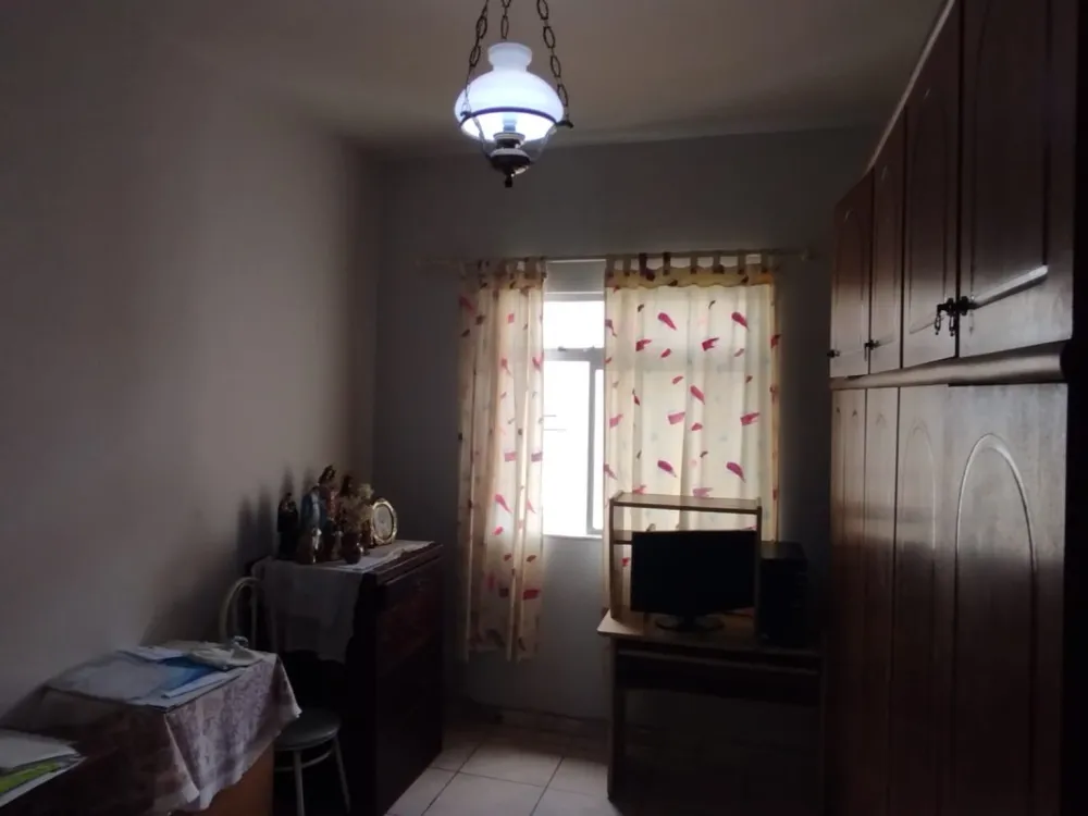 Casa, 4 quartos, 240 m² - Foto 9