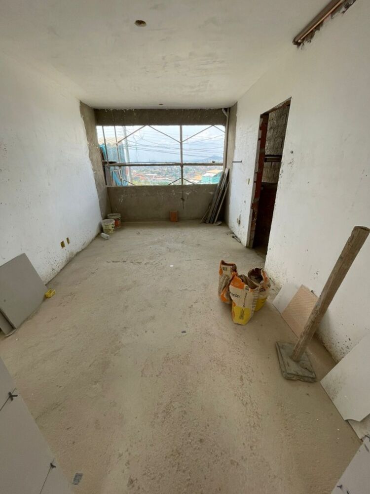 Apartamento à venda com 3 quartos, 140m² - Foto 3