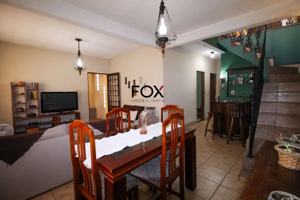 Casa, 3 quartos, 187 m² - Foto 3