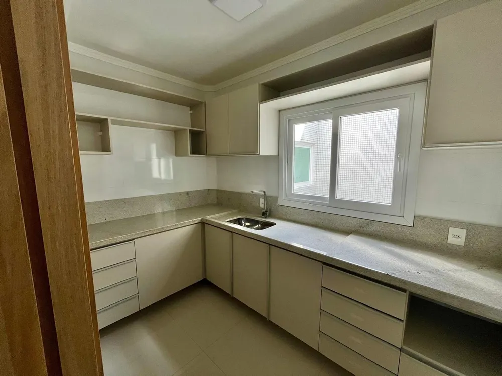 Apartamento, 4 quartos, 240 m² - Foto 2