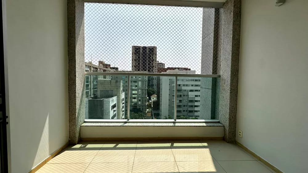 Apartamento para alugar com 3 quartos, 110m² - Foto 4