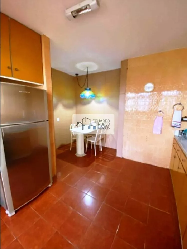 Apartamento à venda com 3 quartos, 160m² - Foto 9