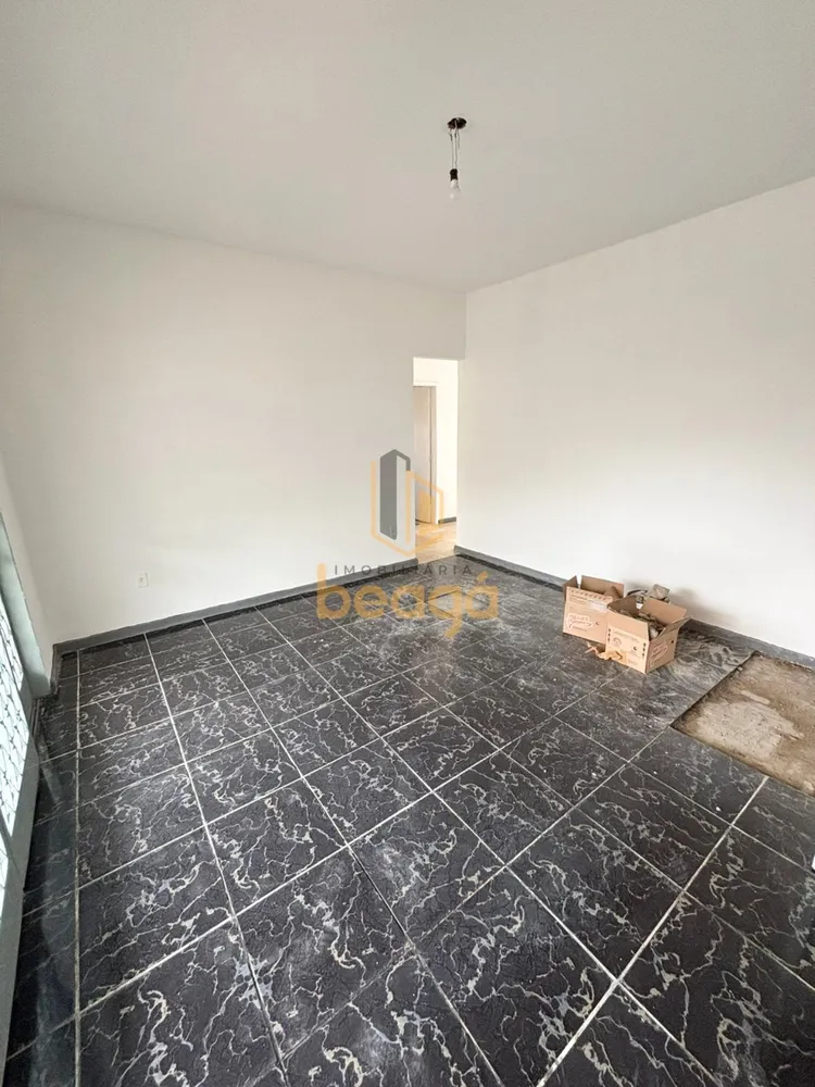Casa, 3 quartos, 160 m² - Foto 2
