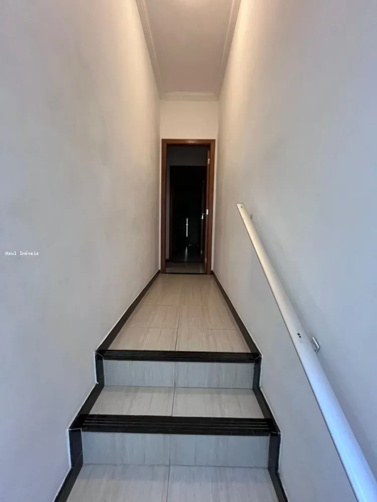Casa, 3 quartos, 244 m² - Foto 1