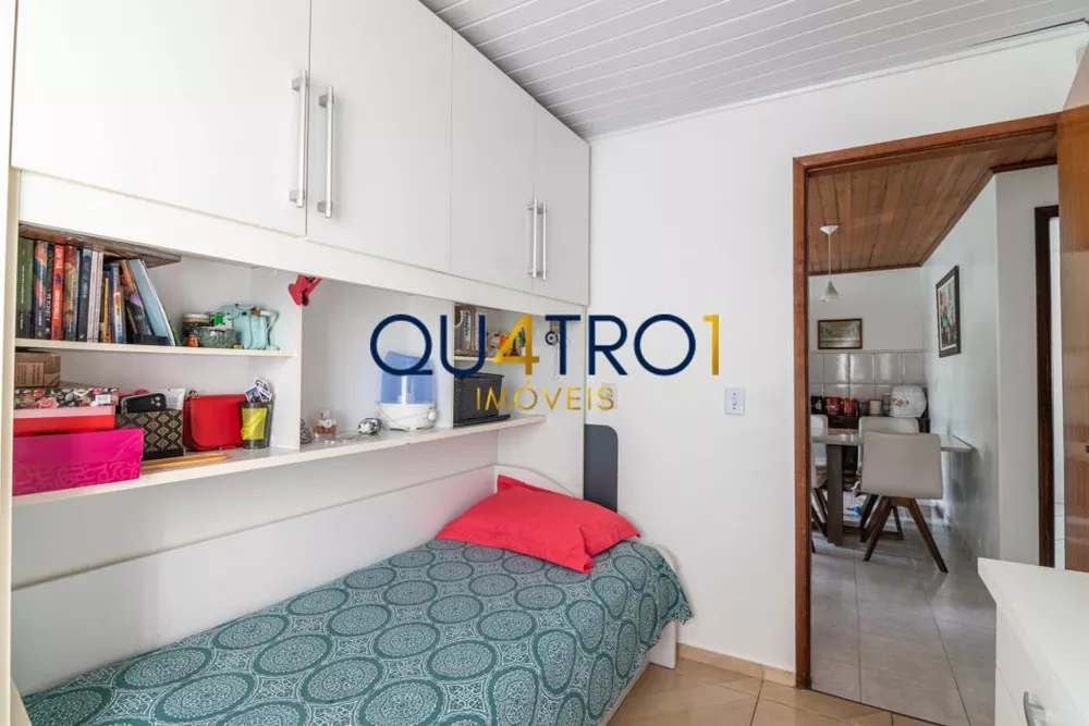 Casa à venda com 5 quartos, 163m² - Foto 12