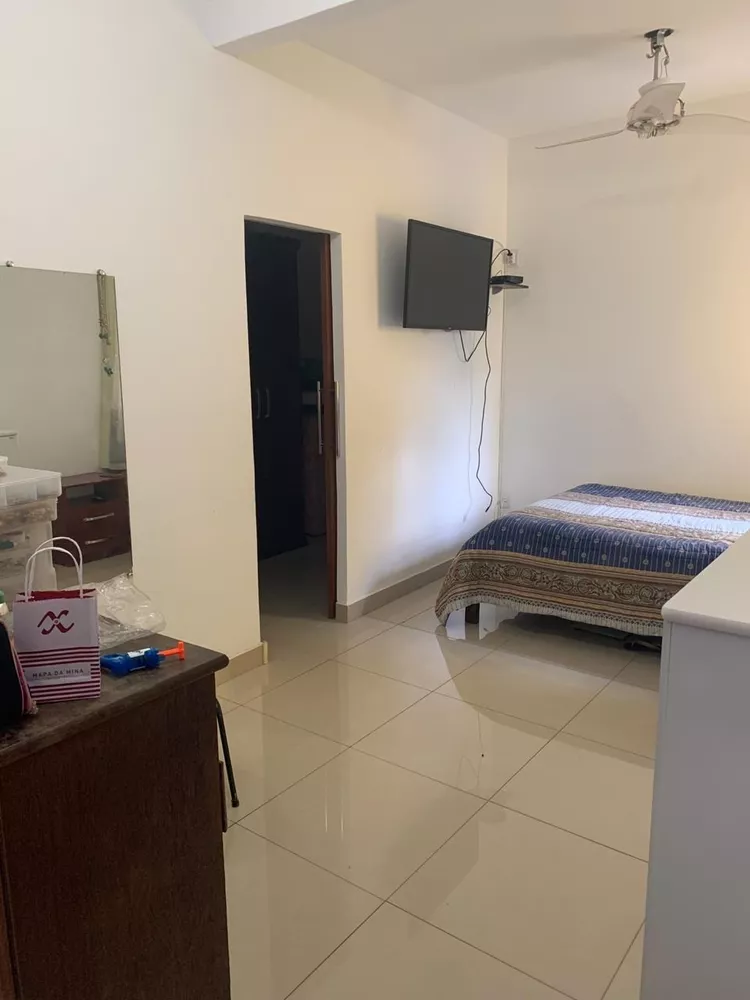 Casa à venda com 4 quartos, 150m² - Foto 10