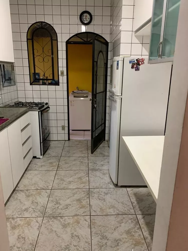 Casa à venda com 4 quartos, 150m² - Foto 6