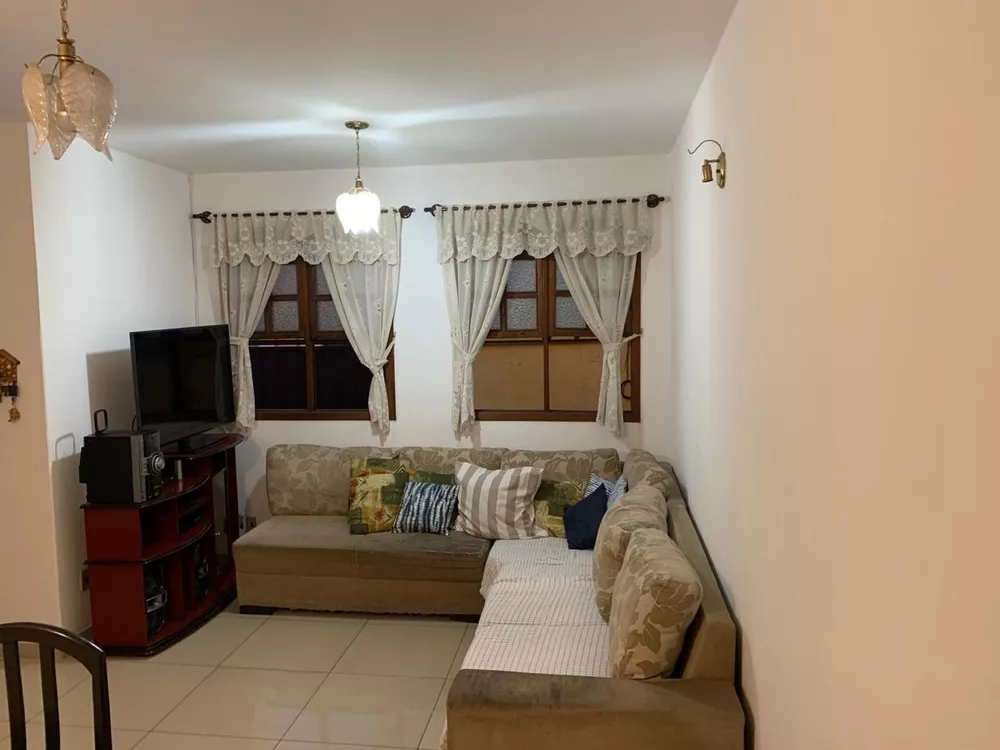 Casa à venda com 4 quartos, 150m² - Foto 12