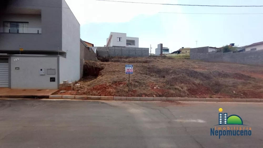 Terreno à venda, 272m² - Foto 3