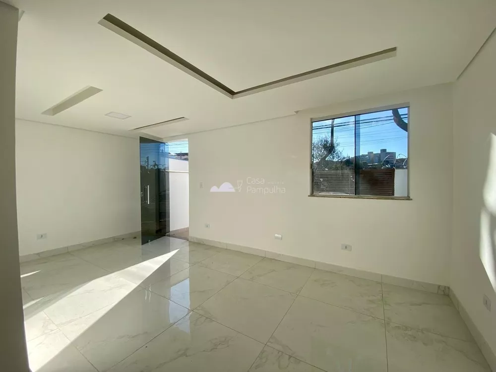 Casa à venda com 3 quartos, 133m² - Foto 3