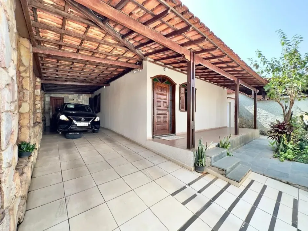 Casa, 4 quartos, 106 m² - Foto 1
