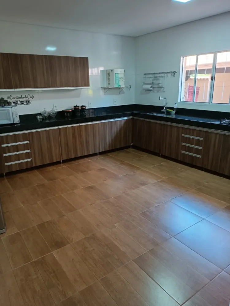 Sítio, 4 quartos, 1800 m² - Foto 12