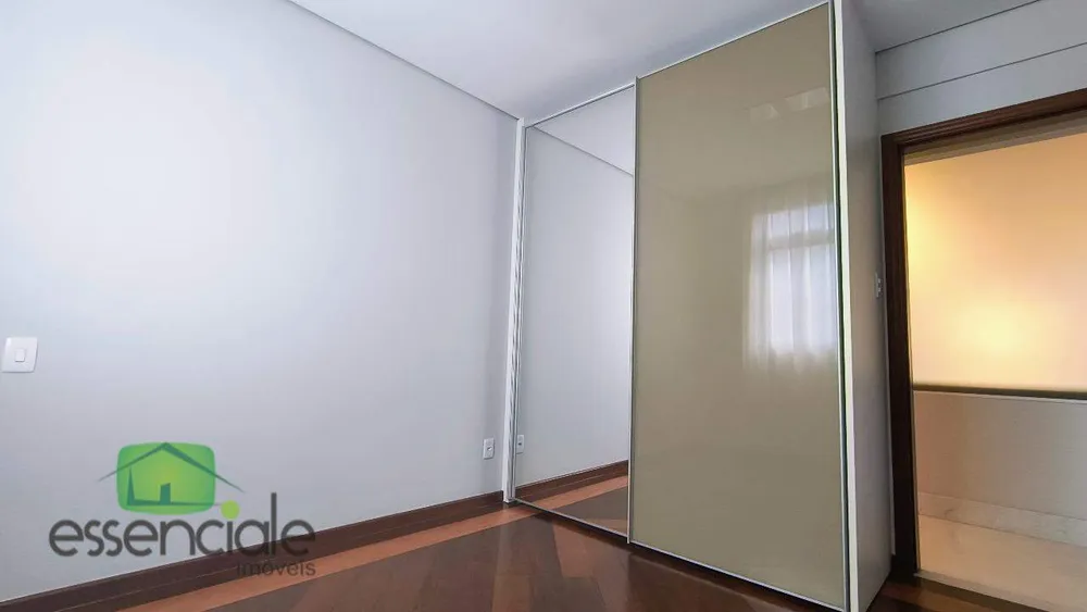 Cobertura, 3 quartos, 239 m² - Foto 8