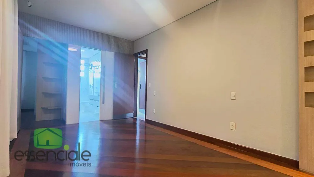Cobertura, 3 quartos, 239 m² - Foto 4