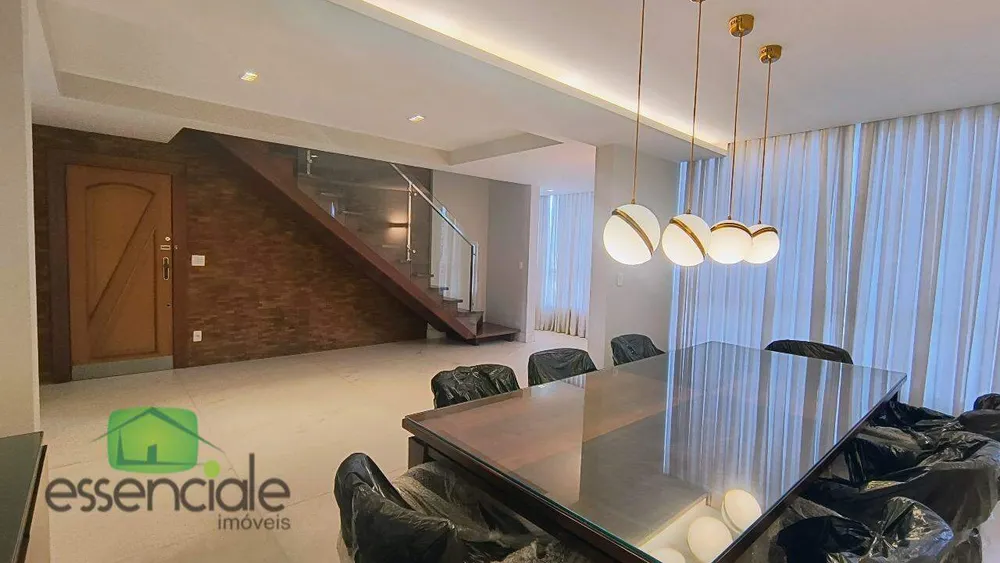 Cobertura, 3 quartos, 239 m² - Foto 2