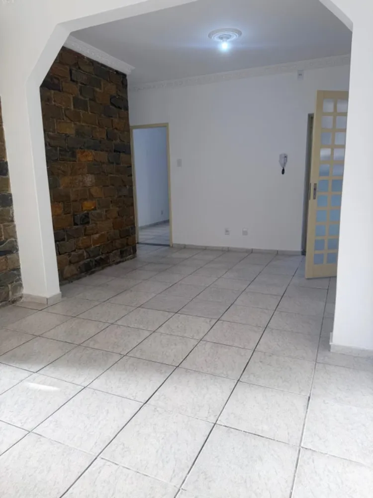 Casa, 4 quartos, 230 m² - Foto 3