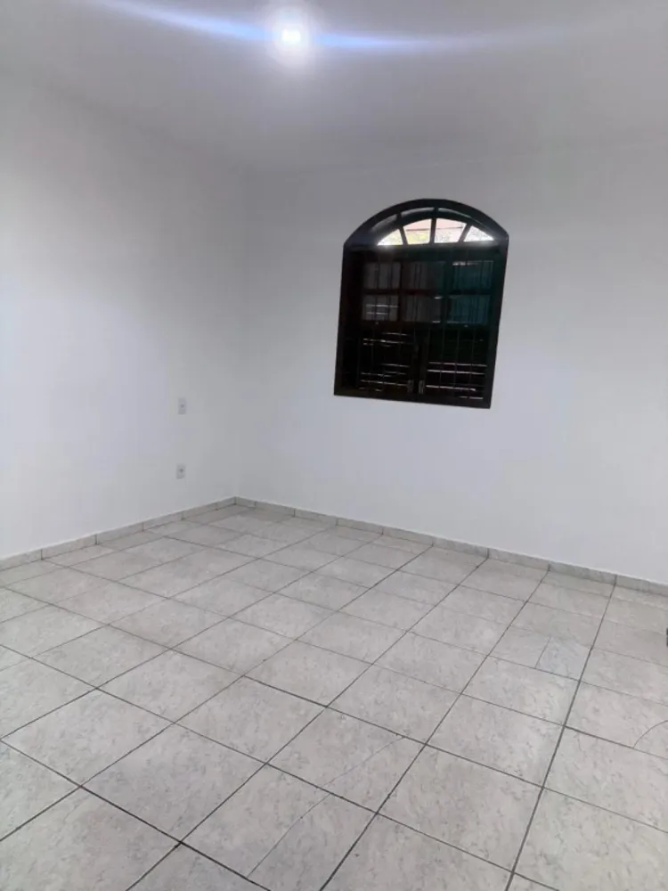 Casa, 4 quartos, 230 m² - Foto 4