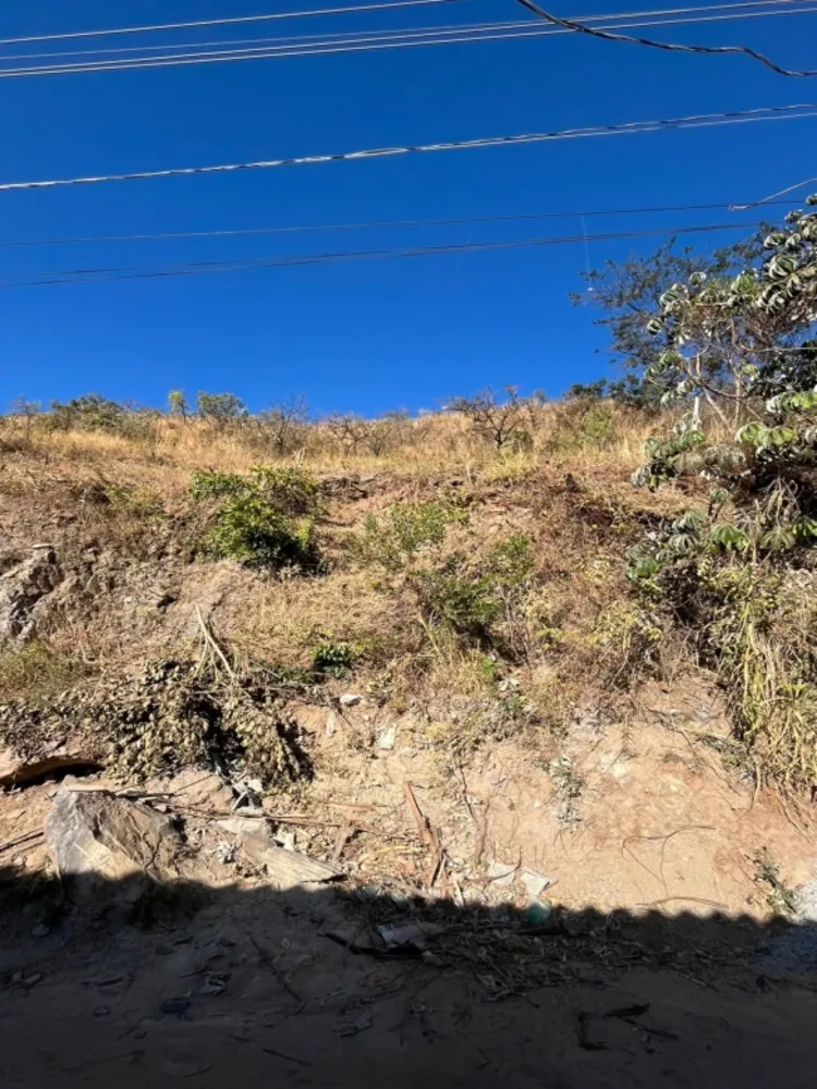 Terreno, 1200 m² - Foto 1
