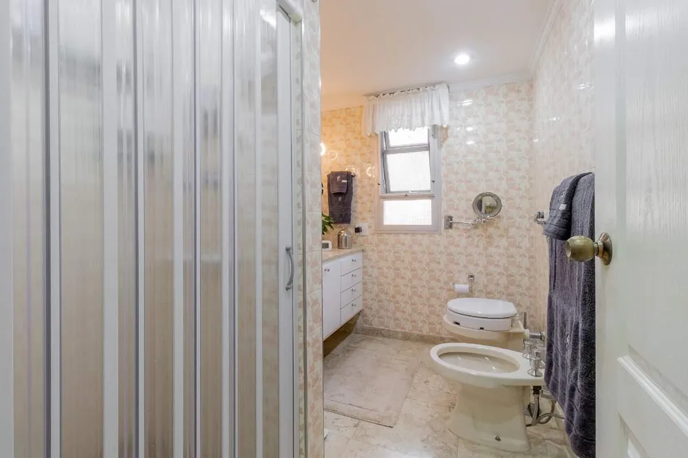 Apartamento, 4 quartos, 198 m² - Foto 2