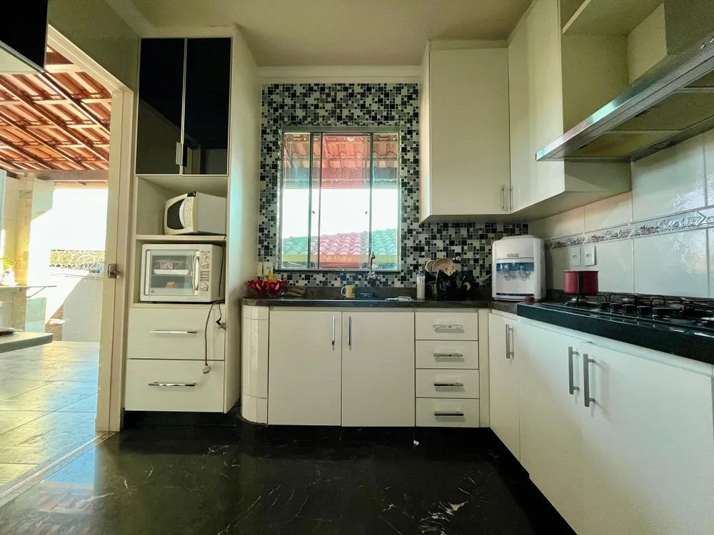 Casa, 3 quartos, 267 m² - Foto 17