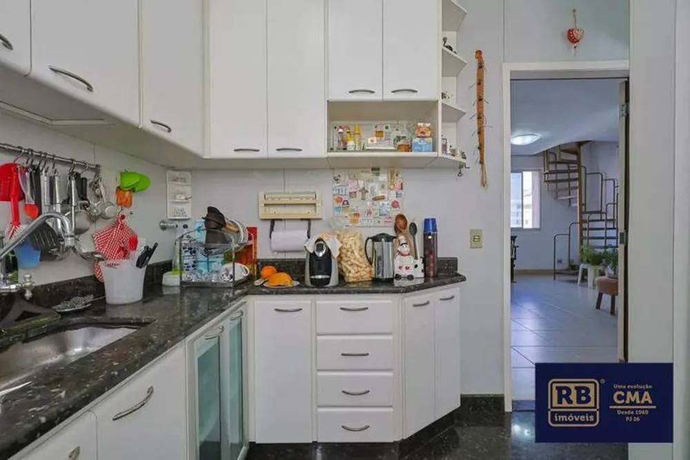 Cobertura, 3 quartos, 180 m² - Foto 2